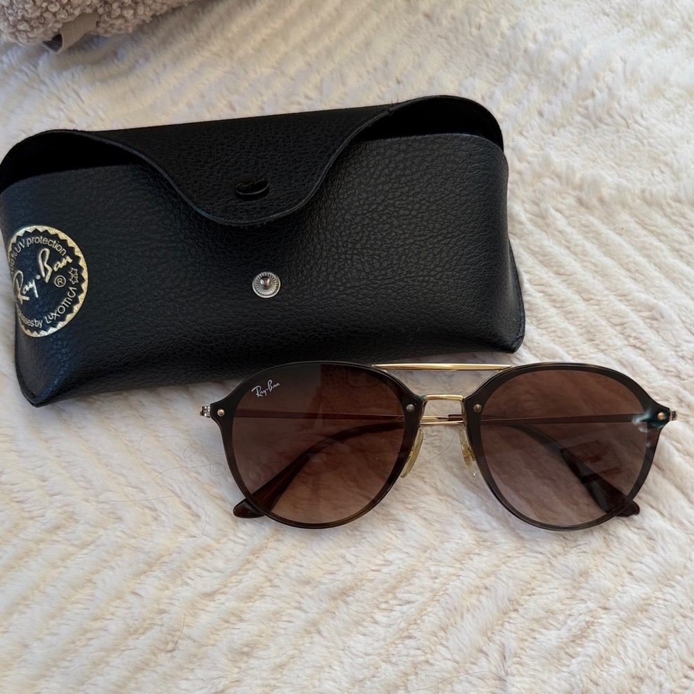 Ray-Ban Gold and Brown Sunglasses with Black Case
